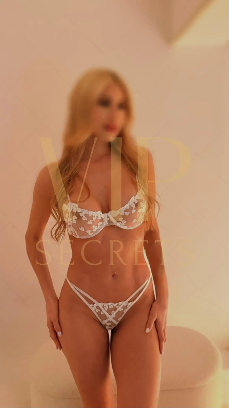 Liz photo 1